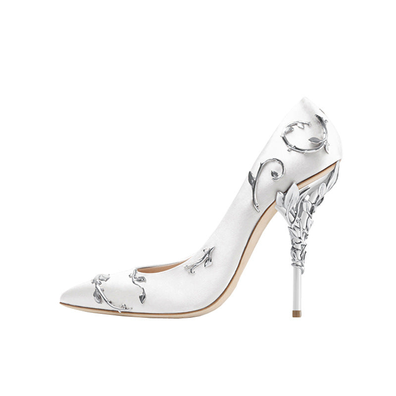Stiletto pointed high heels